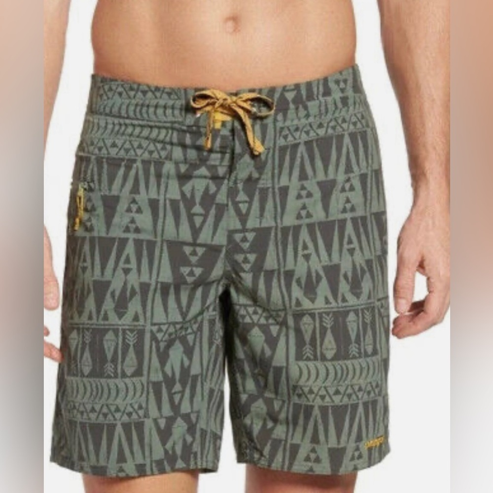 Patagonia Men’s Wavefarer Nylon Board Shorts 9” Inseam Size 32